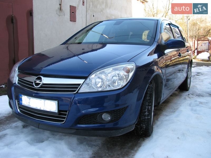 Универсал Opel Astra 2009 в Вишневце