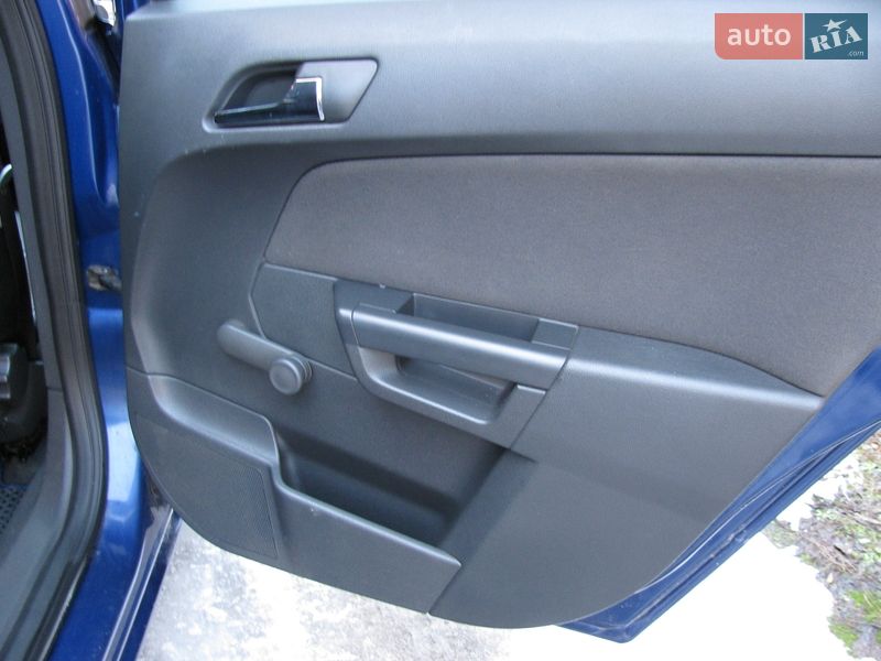 Универсал Opel Astra 2009 в Вишневце