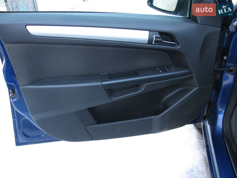 Универсал Opel Astra 2009 в Вишневце