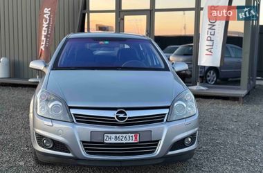 Хэтчбек Opel Astra 2008 в Перемышлянах