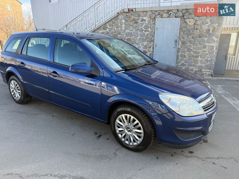 Універсал Opel Astra 2007 в Лубнах