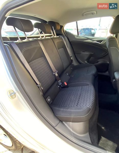 Хэтчбек Opel Astra 2019 в Ровно фото 12 Хэтчбек Opel Astra 2019 в Ровно