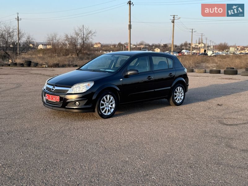 Хэтчбек Opel Astra 2008 в Одессе