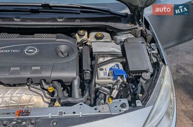 Универсал Opel Astra 2011 в Харькове