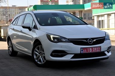 Универсал Opel Astra 2019 в Львове