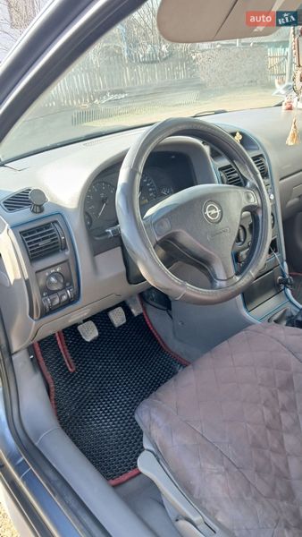 Хэтчбек Opel Astra 1998 в Рожнятове
