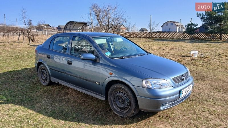 Хэтчбек Opel Astra 1998 в Рожнятове