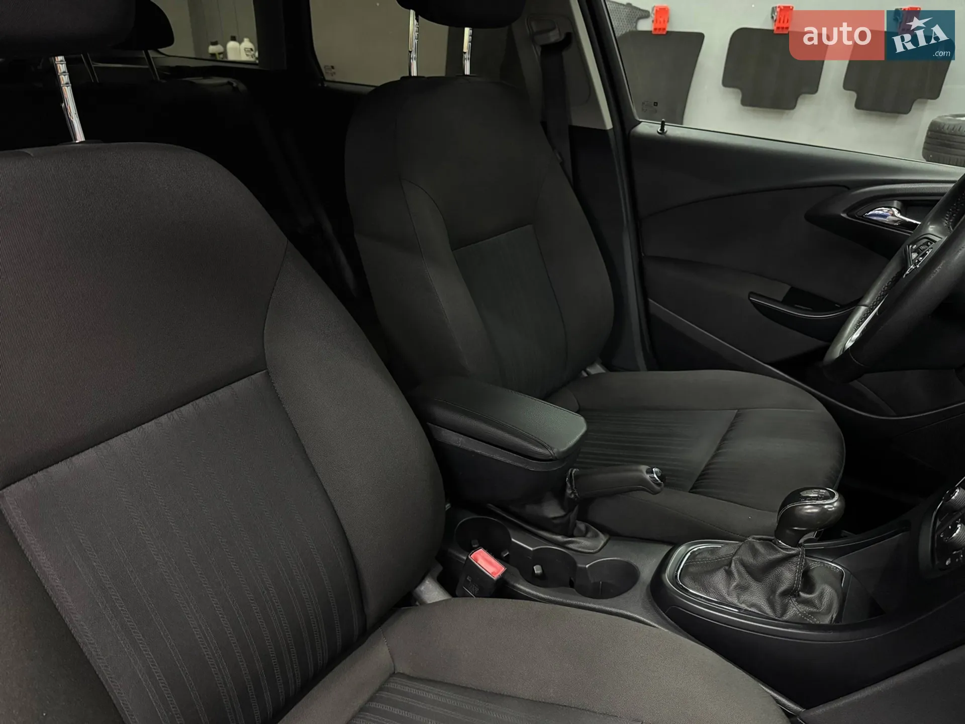 2012 Opel Astra - мініатюра 52