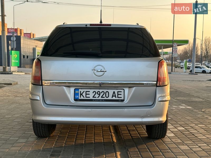 Універсал Opel Astra 2012 в Дніпрі фото 26 Універсал Opel Astra 2012 в Дніпрі