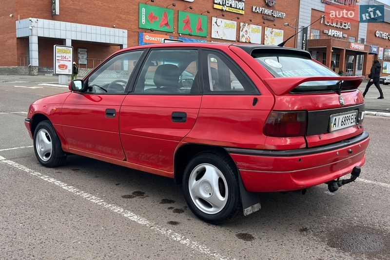 Хэтчбек Opel Astra 1998 в Броварах