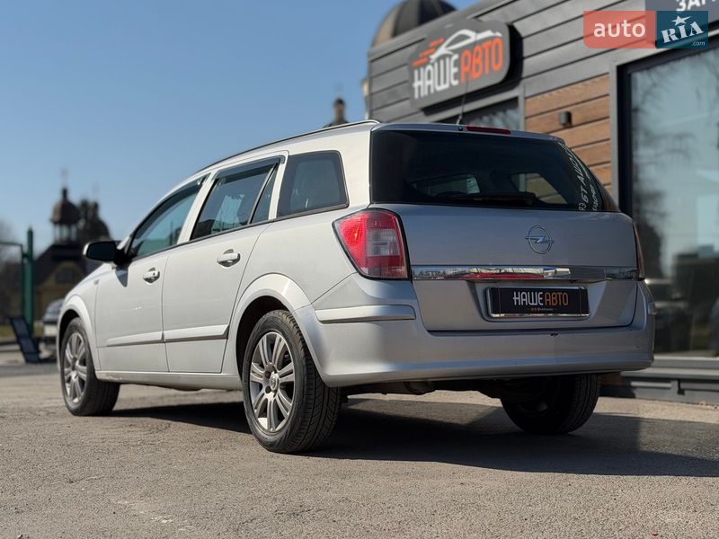Універсал Opel Astra 2008 в Шептицькому