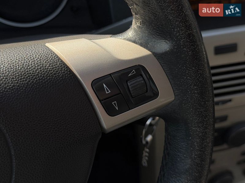 Універсал Opel Astra 2008 в Шептицькому