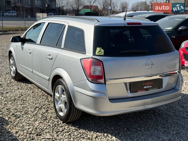 Универсал Opel Astra 2008 в Коломые