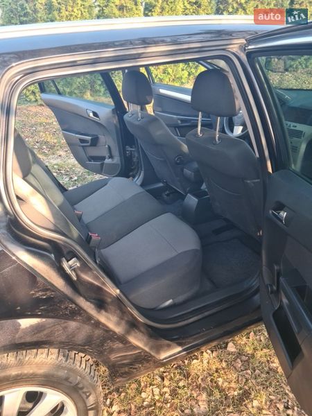 Универсал Opel Astra 2008 в Луцке