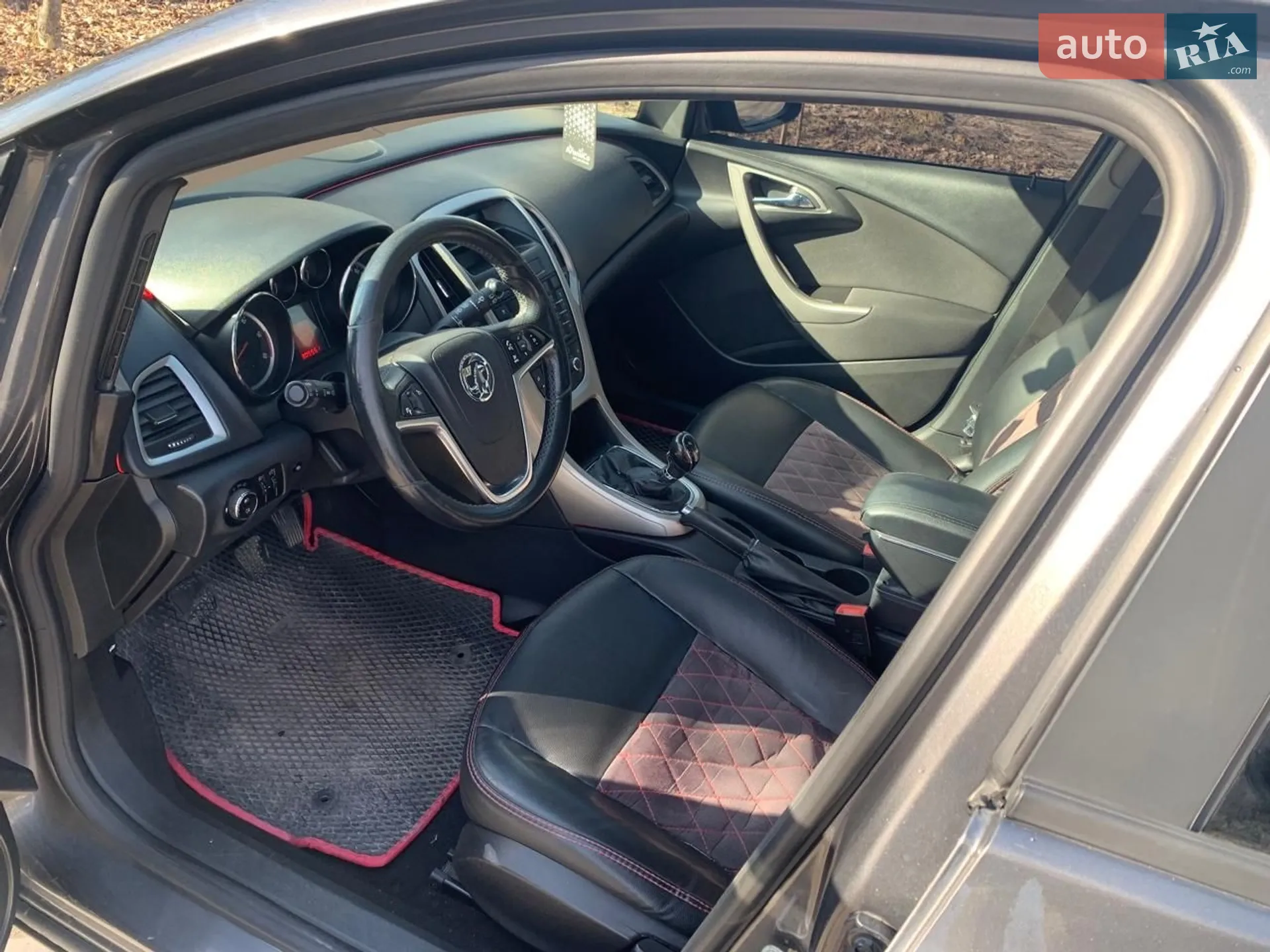 2011 Opel Astra - мініатюра 9