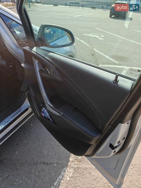 Хетчбек Opel Astra 2010 в Черкасах