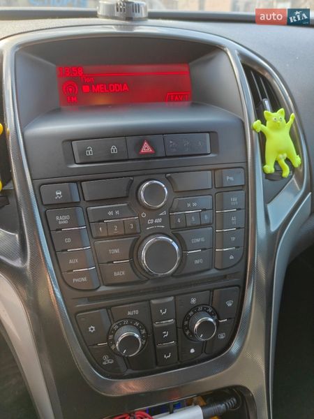 Хетчбек Opel Astra 2010 в Черкасах