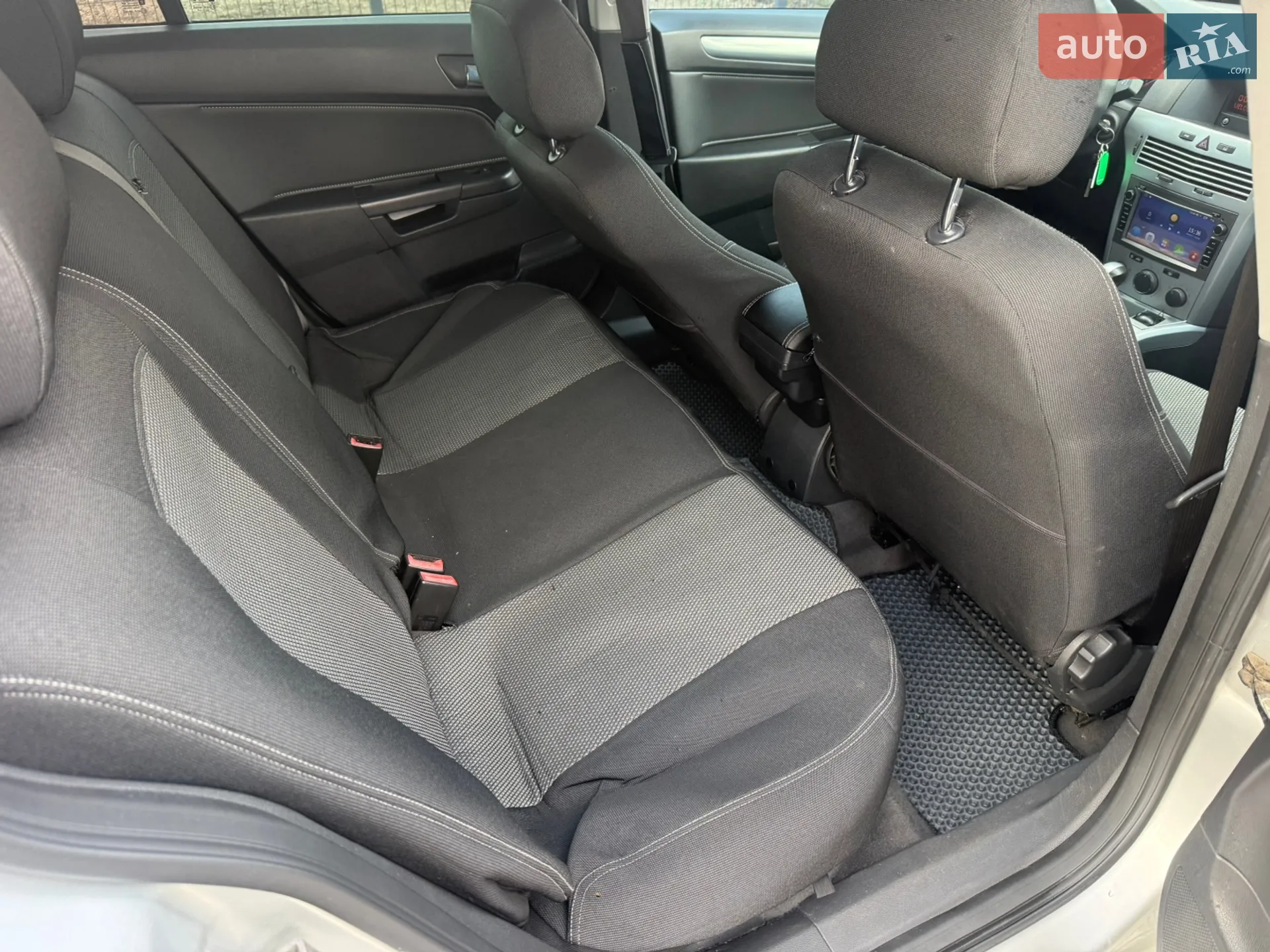 2010 Opel Astra - мініатюра 42