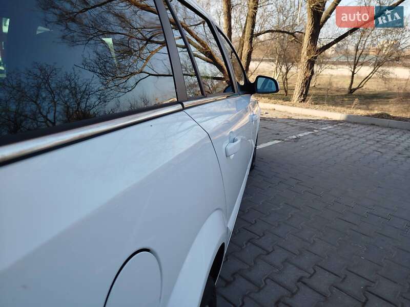 Универсал Opel Astra 2009 в Хмельницком