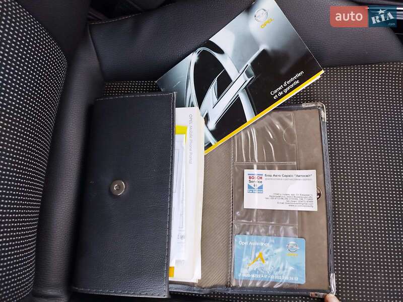 Универсал Opel Astra 2009 в Хмельницком
