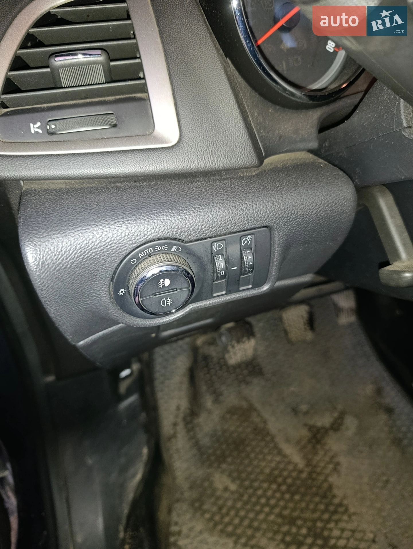 2010 Opel Astra - мініатюра 11