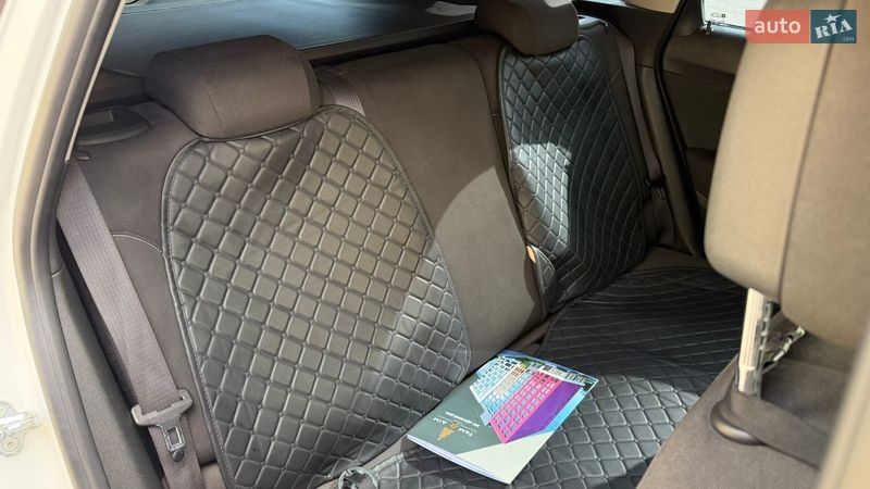 Універсал Opel Astra 2013 в Тернополі