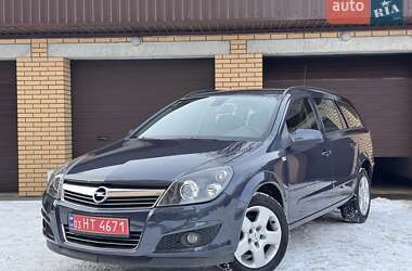 Універсал Opel Astra 2008 в Луцьку