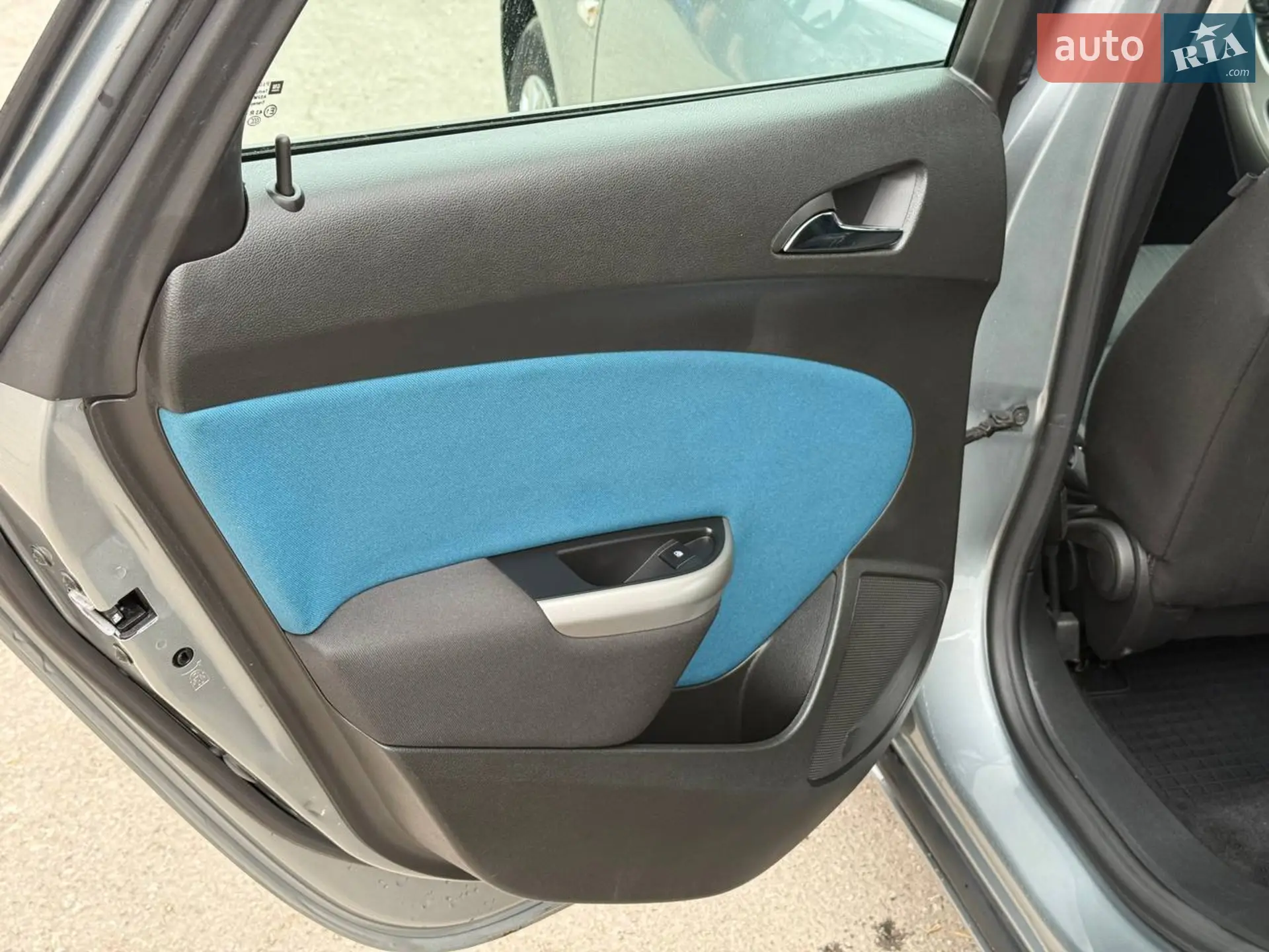 2011 Opel Astra - мініатюра 22
