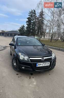 Універсал Opel Astra 2006 в Житомирі