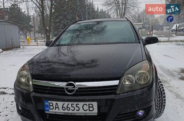 Универсал Opel Astra 2005 в Компанеевке