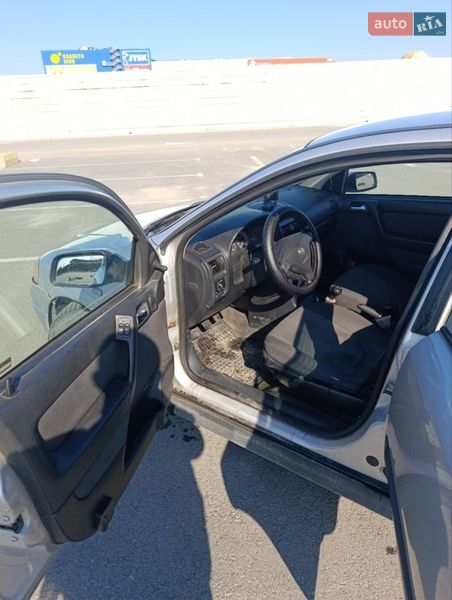 Хэтчбек Opel Astra 2002 в Львове