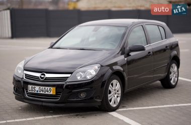 Хэтчбек Opel Astra 2009 в Дубно