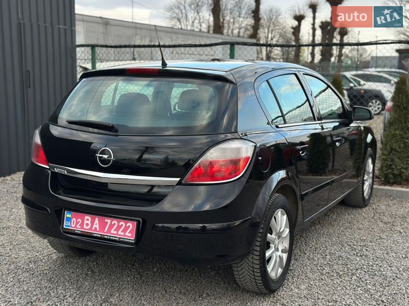 Хэтчбек Opel Astra 2004 в Виннице