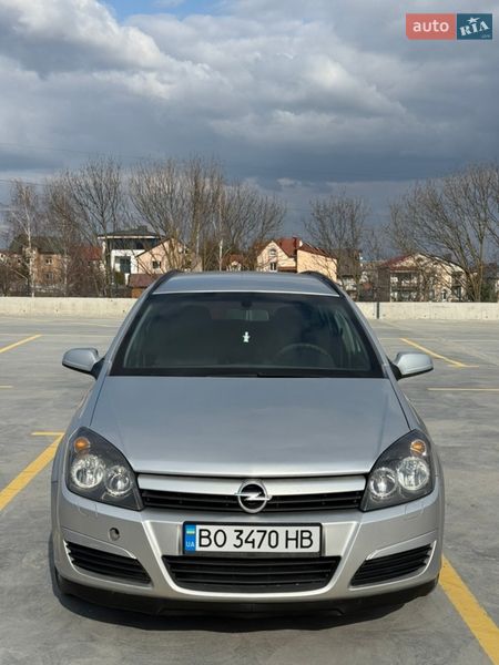 Універсал Opel Astra 2005 в Тернополі
