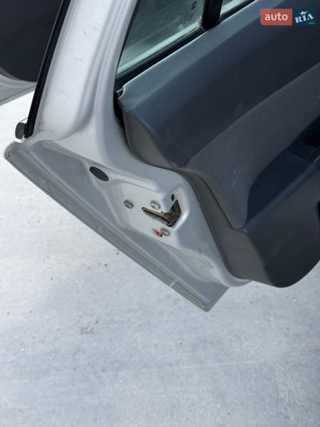 Універсал Opel Astra 2005 в Тернополі