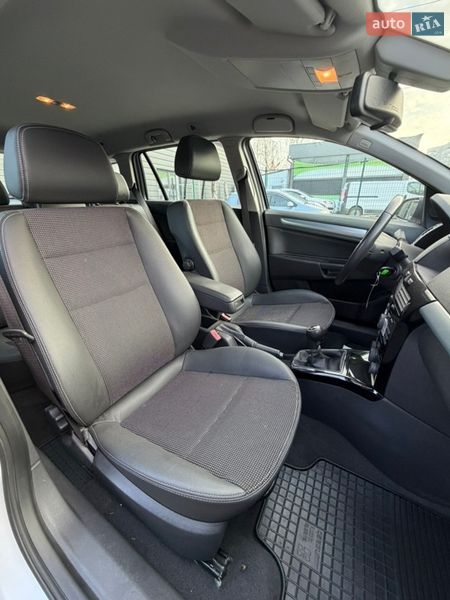 Универсал Opel Astra 2009 в Белой Церкви