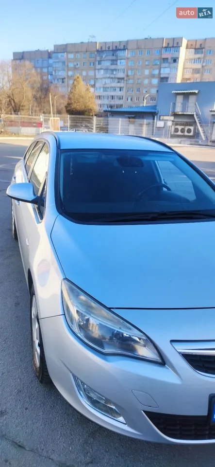 2011 Opel Astra - мініатюра 27