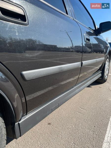 Седан Opel Astra 2006 в Киеве