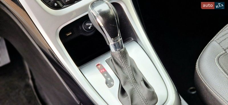 Универсал Opel Astra 2014 в Ровно фото 2 Универсал Opel Astra 2014 в Ровно