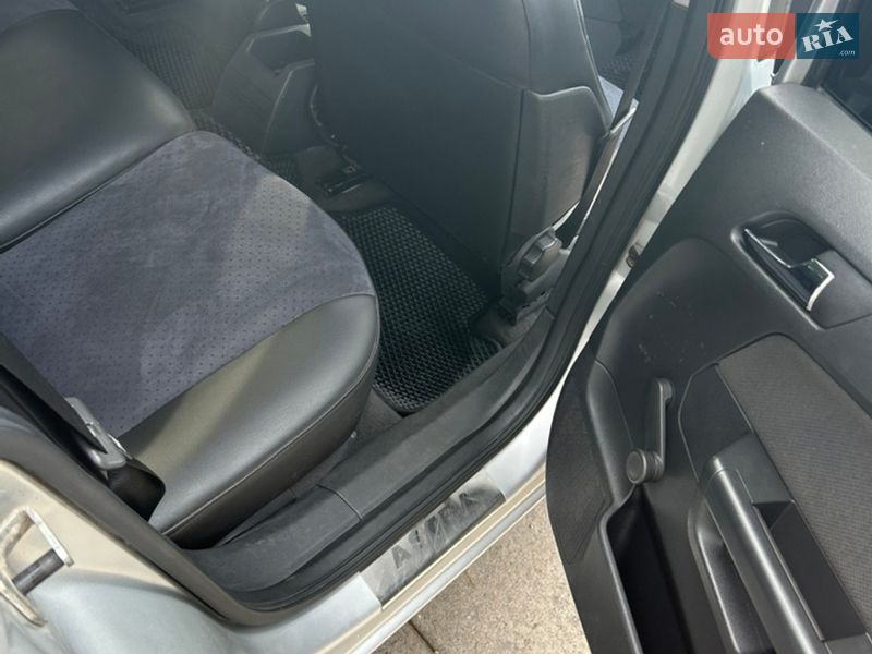 Универсал Opel Astra 2006 в Олевске