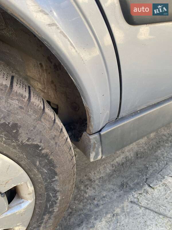 Седан Opel Astra 2006 в Днепре