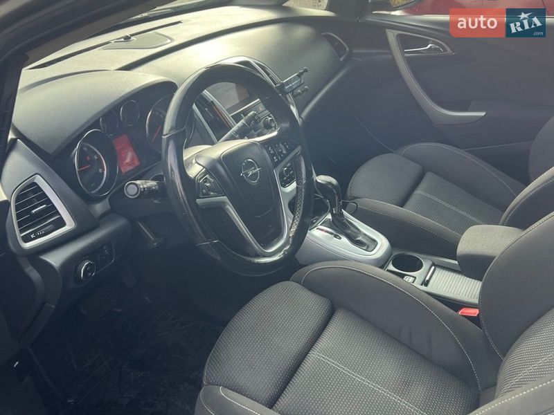 Универсал Opel Astra 2011 в Львове фото 9 Универсал Opel Astra 2011 в Львове