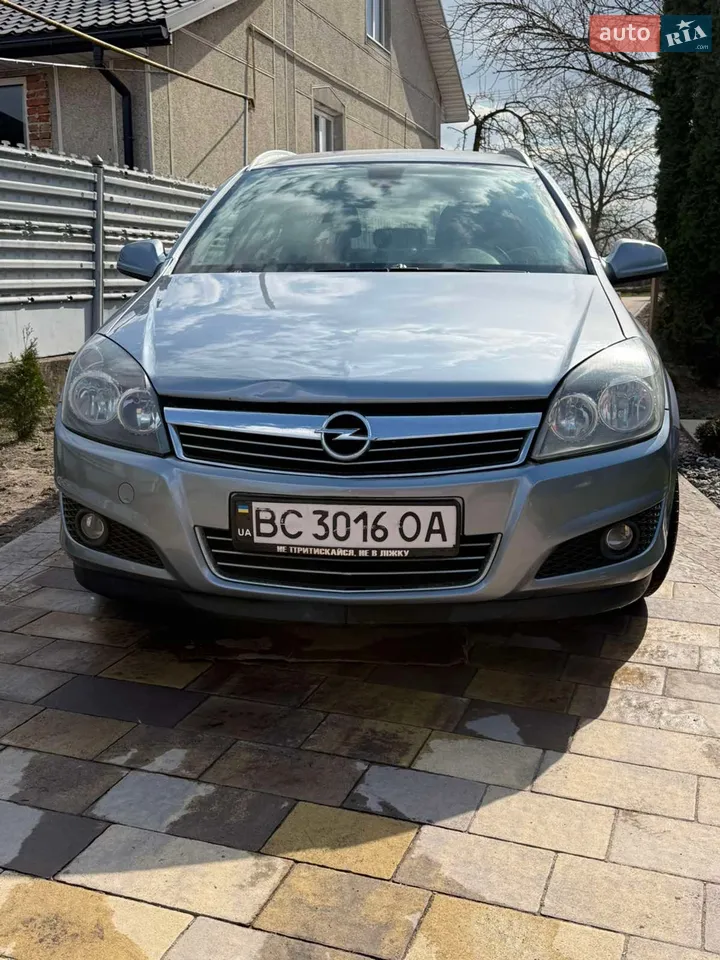 2011 Opel Astra - мініатюра 19