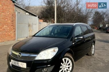 Універсал Opel Astra 2008 в Охтирці