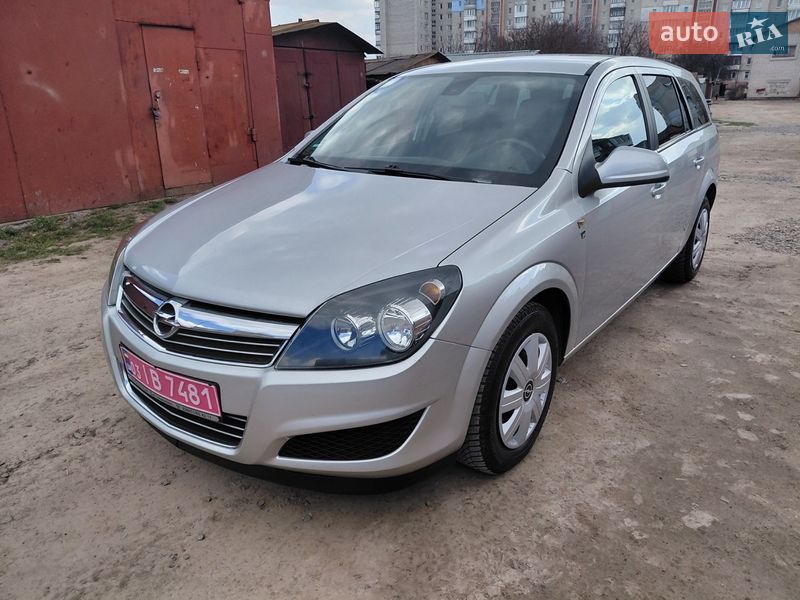 Универсал Opel Astra 2010 в Ровно фото 6 Универсал Opel Astra 2010 в Ровно