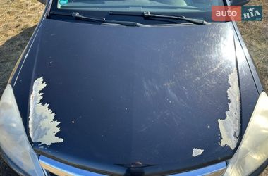 Универсал Opel Astra 2008 в Маневичах