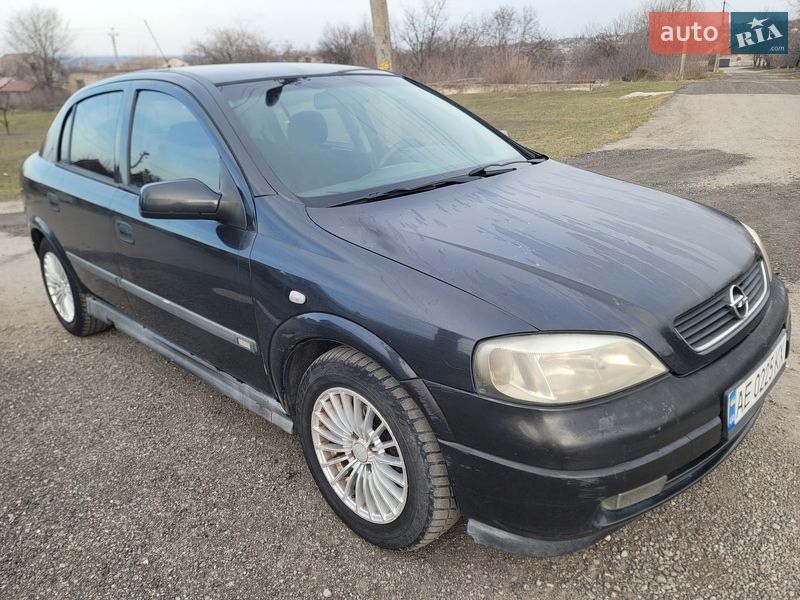 Opel Astra 1998