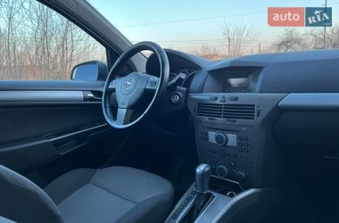 Универсал Opel Astra 2005 в Луцке