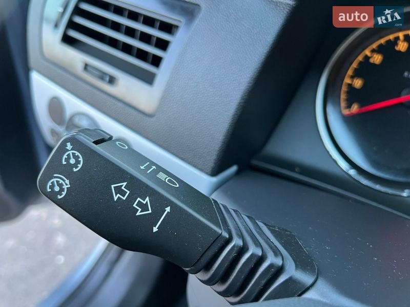 Универсал Opel Astra 2005 в Луцке