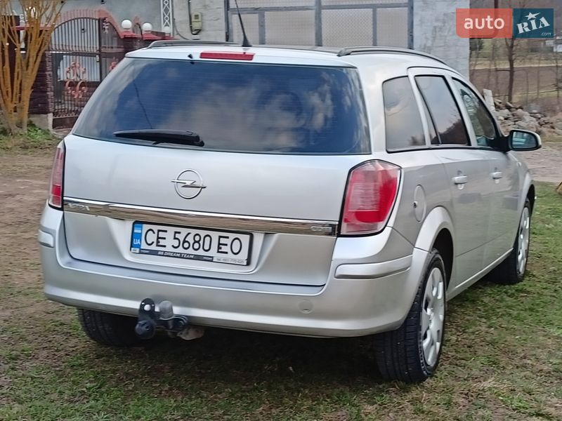 Универсал Opel Astra 2006 в Коломые